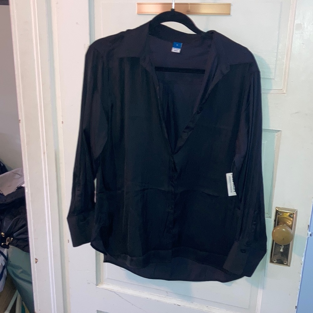 NWT Old Navy Black Satin Sheer Button Up Blouse Size S